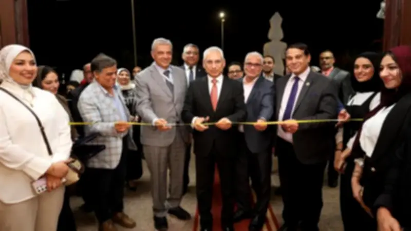 رئيس جامعة المنيا يفتتح الملتقى التوظيفي لكلية الفنون الجميلة