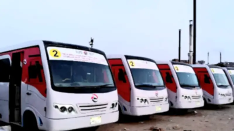 بدء التشغيل التجريبي لمنظومة نقل آمنة تربط مدينة الشروق بالقطار الكهربائي غدا