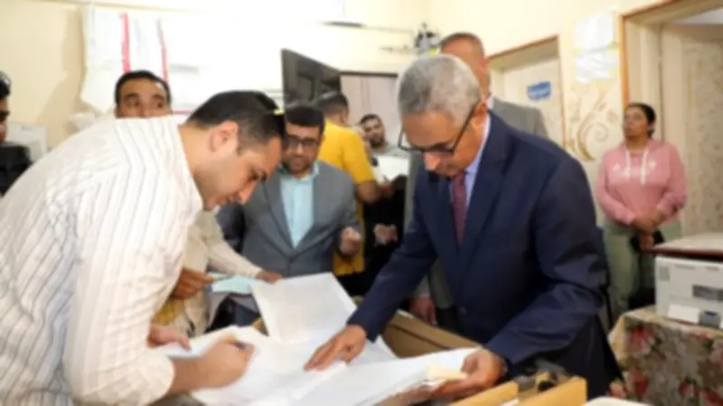 محافظ بني سويف يفاجئ الوحدة المحلية والصحية ببياض العرب ويوجه بمراجعة الملاحظات