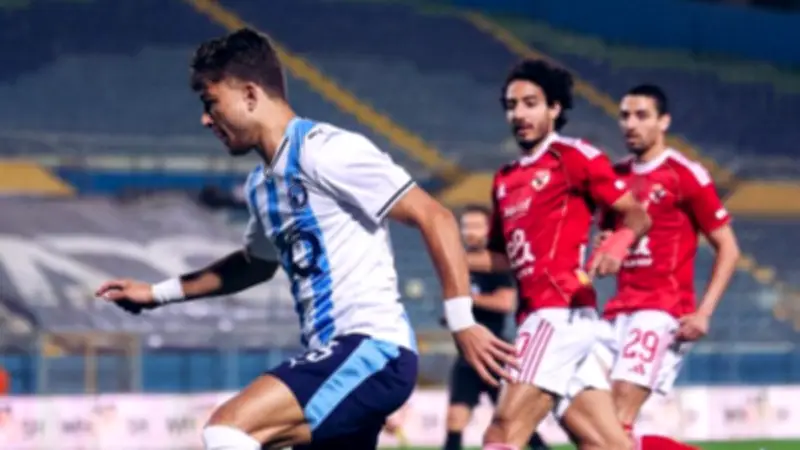تعادل سلبي في شوط أول مثير بين الأهلي وبيراميدز بالدوري المصري