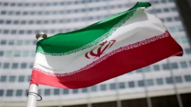 إيران تقدم عرضاً جديداً لفتح مضيق هرمز مقابل إنهاء الحرب ورفع الحصار