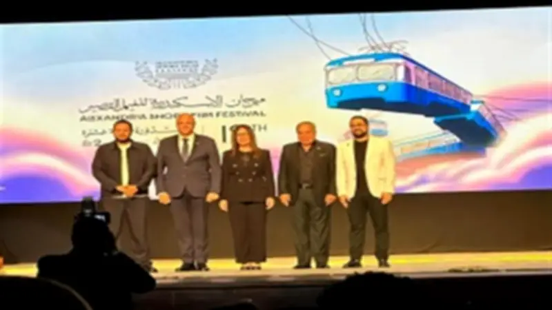 وزيرة الثقافة تؤكد دعم الدولة لصناعة السينما المصرية وتعزيز مكانتها
