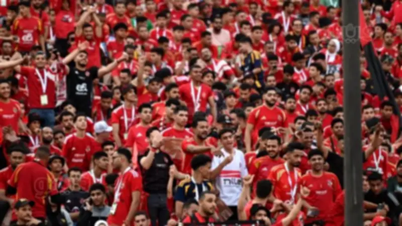 جماهير الأهلي تهاجم اللاعبين بعد الخسارة القاسية أمام بيراميدز بثلاثية