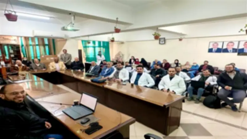 قسم جراحة المخ بأسيوط ينظم اجتماعات دورية لمناقشة الحالات النادرة