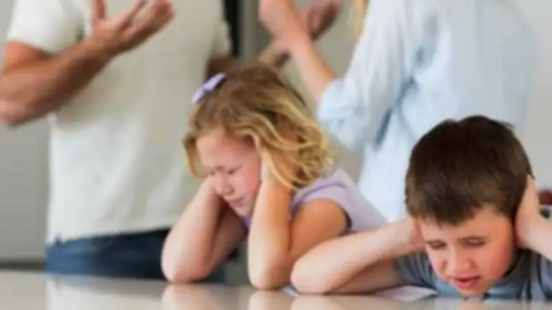 بتر كف سائق في مشاجرة بسبب رؤية أطفاله ببولاق الدكرور