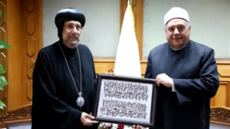 أيمن عبد الغني: علاقة الأزهر بالكنائس نموذج فريد للوحدة الوطنية