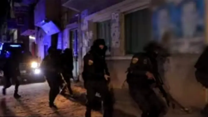 حملات أمنية مكثفة لضبط البلطجية وتجار المخدرات في المحافظات