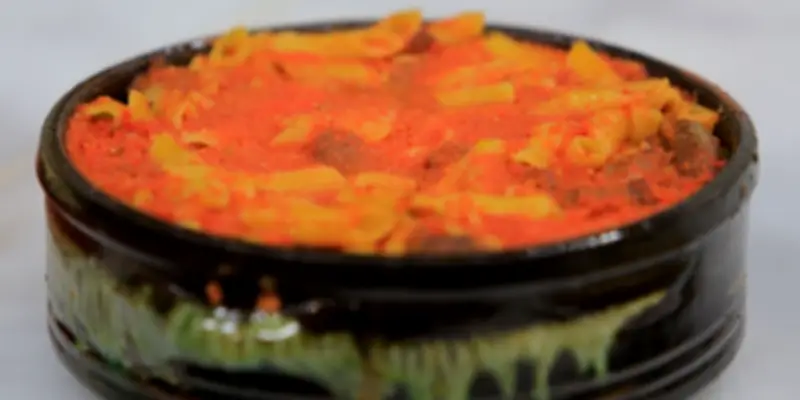 طريقة عمل طاجن المكرونة باللحمة المفرومة في الفرن بمذاق لا يقاوم