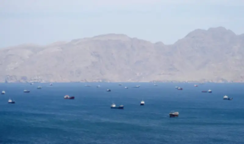 إعلام أمريكي يكشف موقف ترامب من خطة إيران لإعادة فتح مضيق هرمز