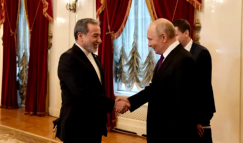 وزير الخارجية الإيراني يشيد بدور موسكو في دعم المسارات الدبلوماسية