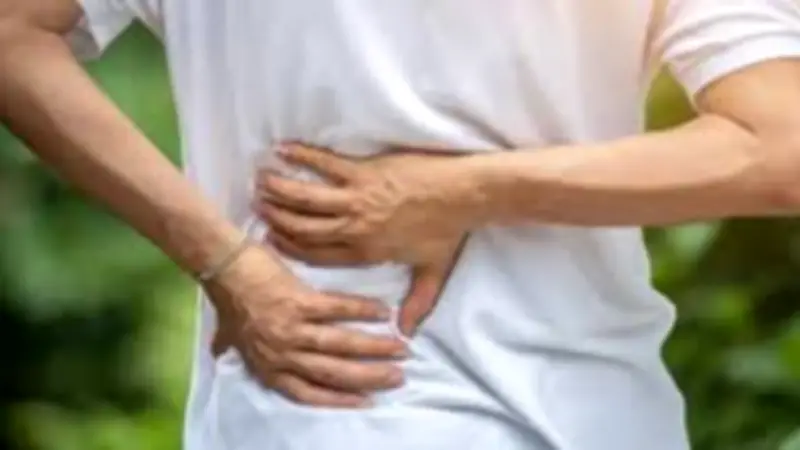 مشروب صباحي شائع يهدد الكلى.. أطباء يحذرون من الإفراط في القهوة