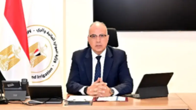 وزير الري يبحث إجراءات التحول الرقمي بهيئة المساحة