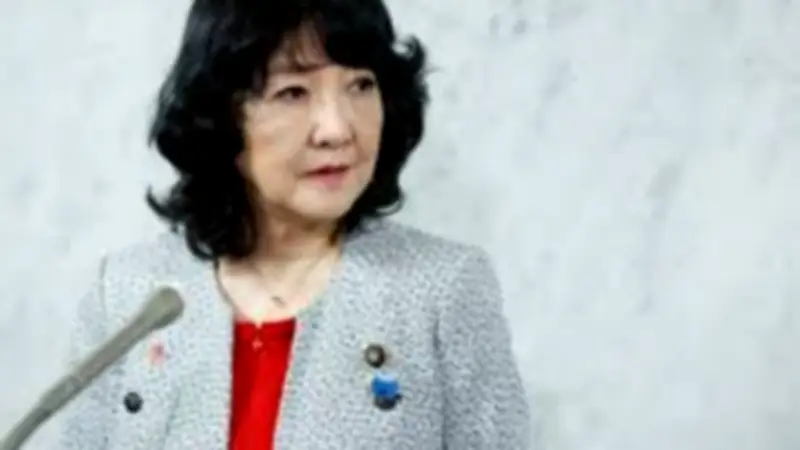 وزيرة المالية اليابانية: مستعدون للتحرك عند الضرورة لمواجهة تقلبات العملة