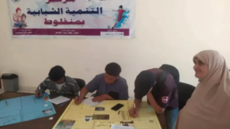 محافظ أسيوط يشهد مسابقة مجلات الحائط بمركز التنمية الشبابية بمنفلوط
