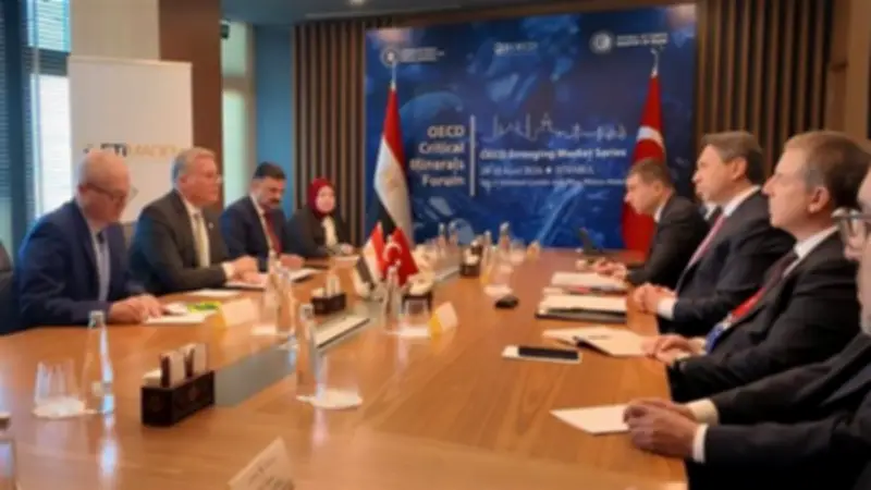 وزير البترول يبحث مع نظيره التركي تعزيز التعاون في التعدين والطاقة