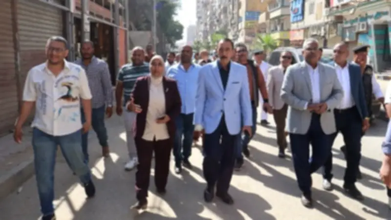 محافظ سوهاج يتفقد تطوير شارع المحطة ويوجه بالالتزام بالجدول الزمني