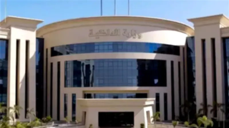 الأمن يكشف حقيقة فيديو دهس كلاب ضالة بالإسماعيلية وضبط مصنع منظفات غير مرخص