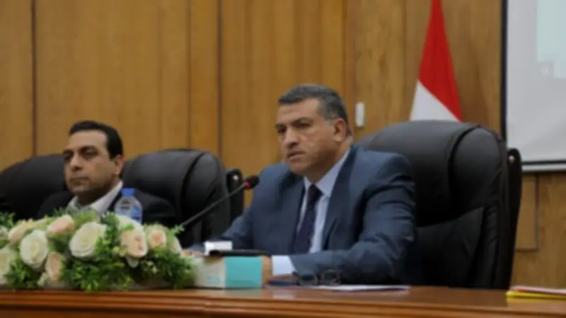 محافظ قنا يشدد على الإسراع في إنجاز ملف التصالح خلال اجتماع موسع