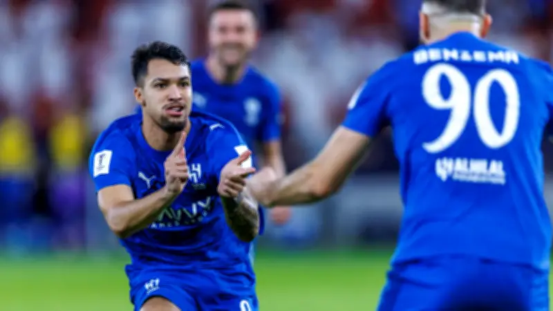 شرط هيوز يقرب الهلال من التعاقد مع عقل ليفربول