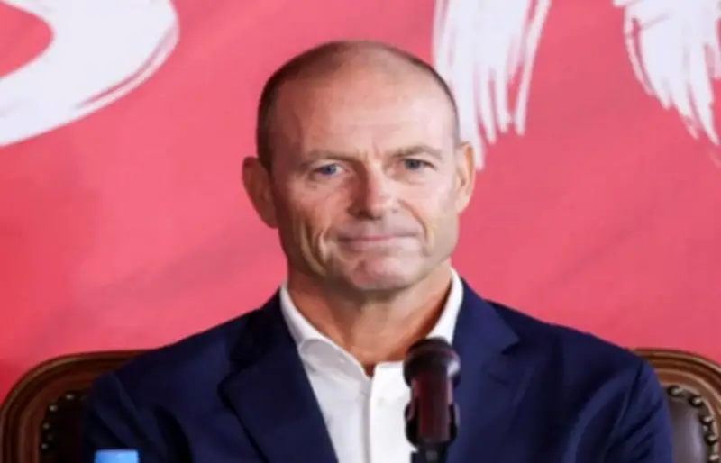 تحرك جديد من الأهلي في أزمة عقد ييس توروب