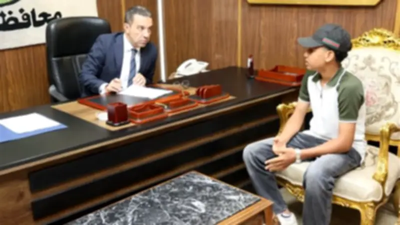 محافظ المنوفية يلتقي المواطنين ويوجه بحلول فورية لشكاواهم