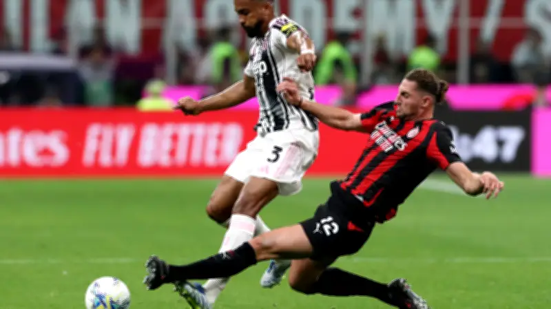 حكم إيطالي سابق يكشف: "حجر-ورقة-مقص" شفرة سرية للتلاعب بقرارات الفار