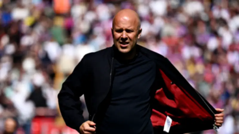 ليفربول يطارد حارس بورتو ديوجو كوستا لخلافة أليسون