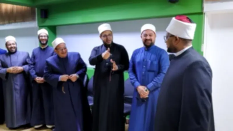 أمين البحوث الإسلامية يتفقد ختام اختبارات تدريب الوعاظ على لغة الإشارة