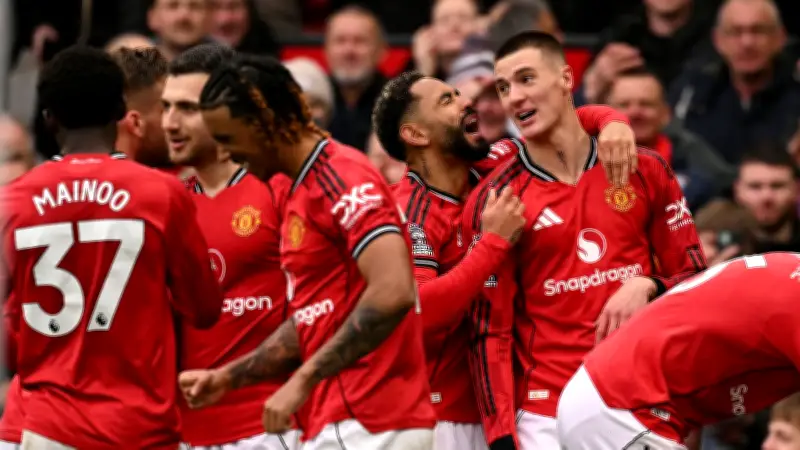 سيسكو: من الغباء ألا نستفيد من كاسيميرو قبل رحيله عن اليونايتد