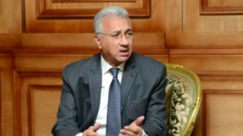 مساعد وزير الخارجية الأسبق: مصر تلعب دورًا محوريًا في تقريب وجهات النظر بين الأطراف
