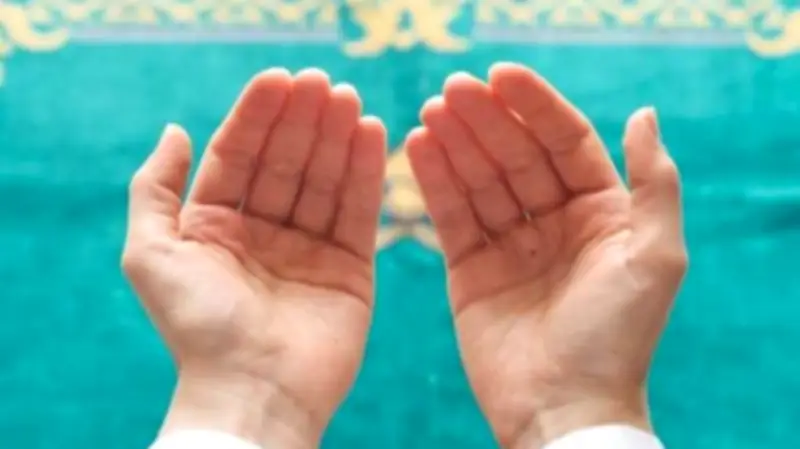 الفرق بين المناجاة والدعاء وأركان المناجاة الخمسة لاستجابة الدعاء