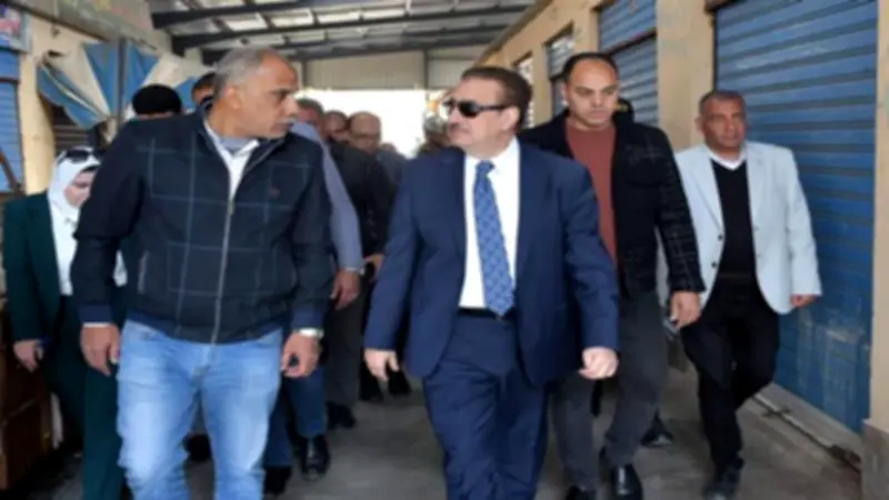 محافظ بورسعيد يوجه بتوفير بدائل حضارية للباعة الجائلين