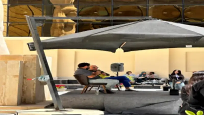 خيري بشارة يشيد بالمخرج عمر الزهيري: يملك طاقة إبداعية كبيرة