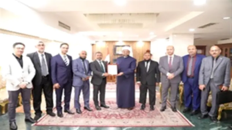 البحوث الإسلامية يبحث التعاون الفكري مع المالديف