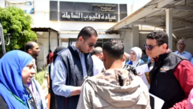 جولة مفاجئة لنائب وزير الصحة بالقليوبية لمحاسبة المقصرين ودعم الجادين