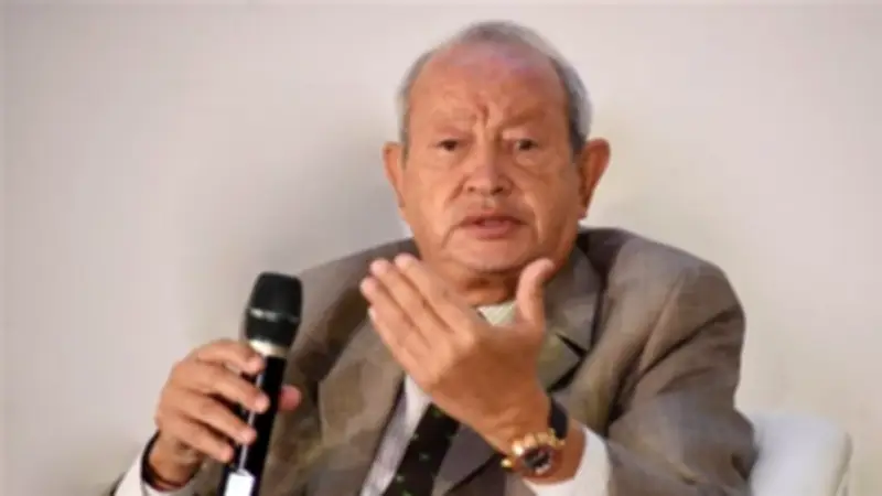 ساويرس يوجه رسالة لأمريكا وإيران: حالة اللاسلم واللاحرب أسوأ ما يكون