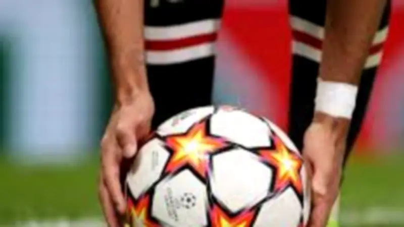 نادي تولوز الفرنسي يعلن رحيل مدربه كارليس مارتينيز نوفيل نهاية الموسم