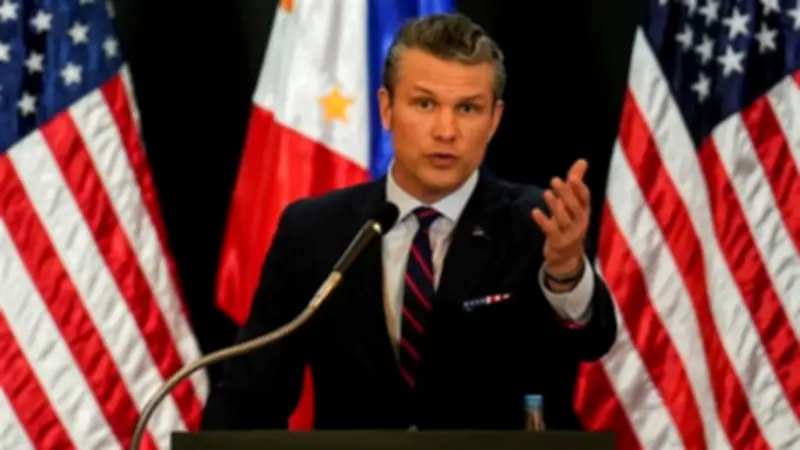 وزير الحرب الأمريكي: الإدارات السابقة أبرمت صفقات سيئة مع إيران