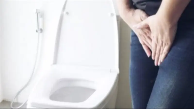 استشاري كلى يحذر من قلة البول وتأثيرها الخطير على صحة الجسم