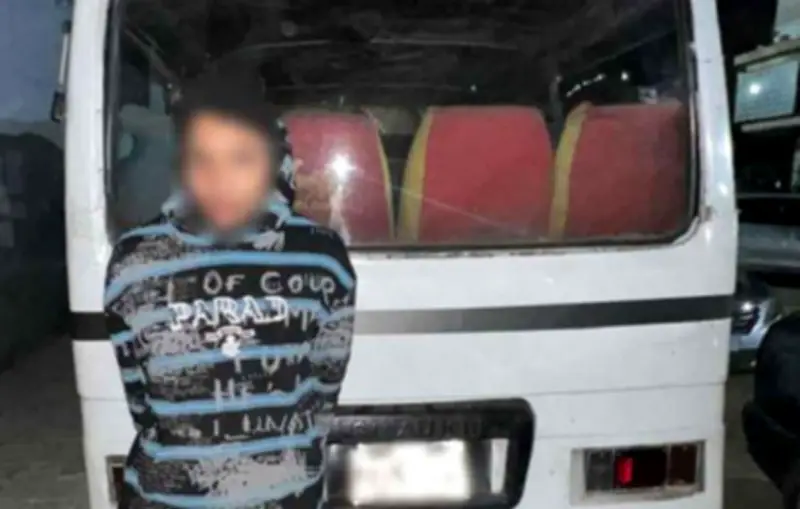 كشف ملابسات فيديو انقلاب ميكروباص بالعجوزة