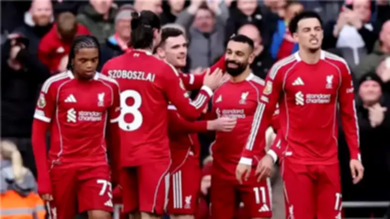 محمد صلاح يتوج بجائزة أفضل لاعب في الدوري الإنجليزي لشهر أبريل
