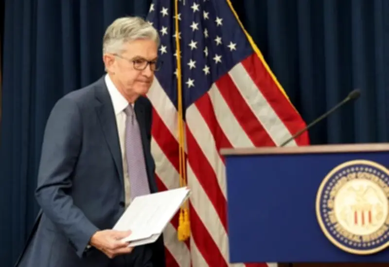 باول يتعهد بخفض التضخم رغم تثبيت الفائدة وترقب بيانات الوظائف