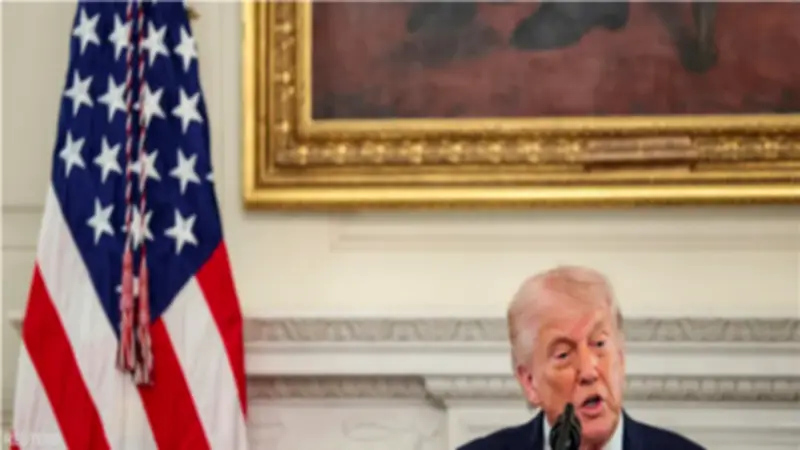 ترامب يرحب بانسحاب الإمارات من أوبك ويصفه بخطوة لخفض أسعار الطاقة