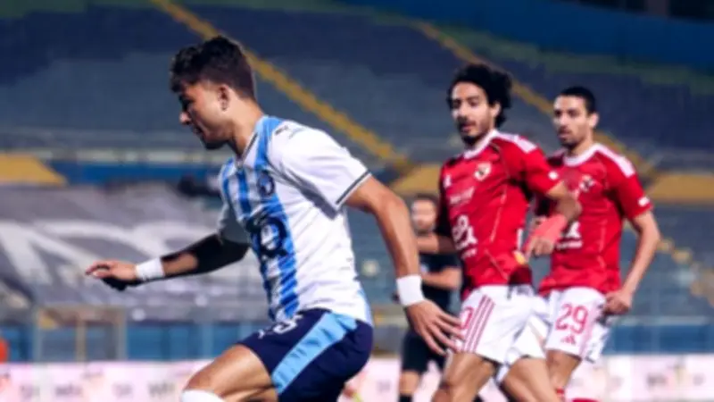 جمال عبدالحميد: القمة بلا كبير.. وتقليل الأندية يحسن الدوري