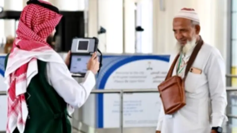 السعودية تفعّل "الكاونتر المتنقل" لتسريع إجراءات الحجاج