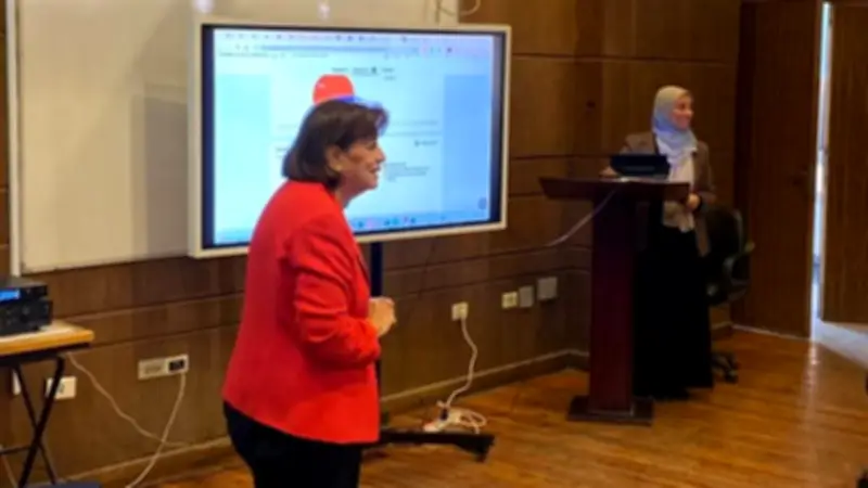 اجتماع موسع بقصر العيني لبحث تطوير العملية التعليمية والتدريبية