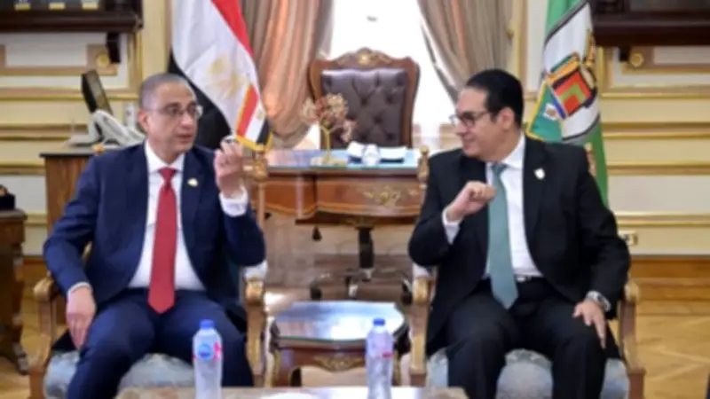 مجلس جامعة القاهرة يقرر تشكيل لجنة تنموية ويستعد للامتحانات