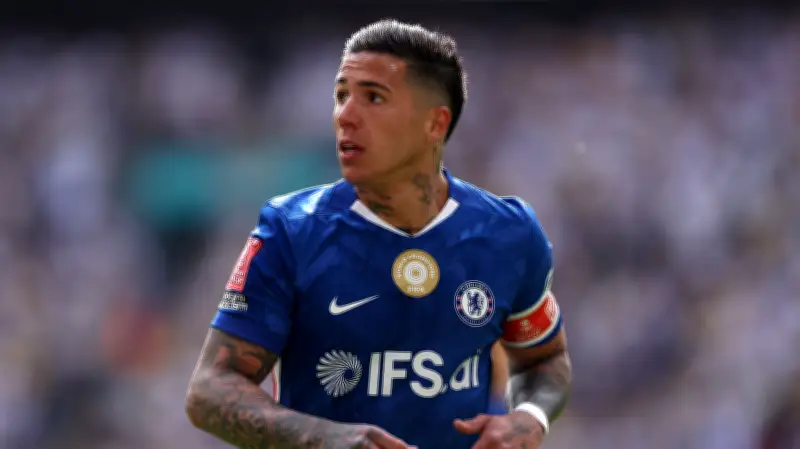 وكيل إنزو فرنانديز يرد على جدل انتقاله إلى ريال مدريد