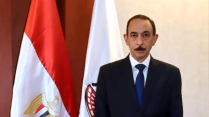 محافظ سوهاج يتفقد قرية بيت علام ويطمئن على سلامة مياه الشرب