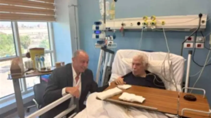 خالد الغندور يدافع عن حسن شحاتة: راعوا السن والمرض